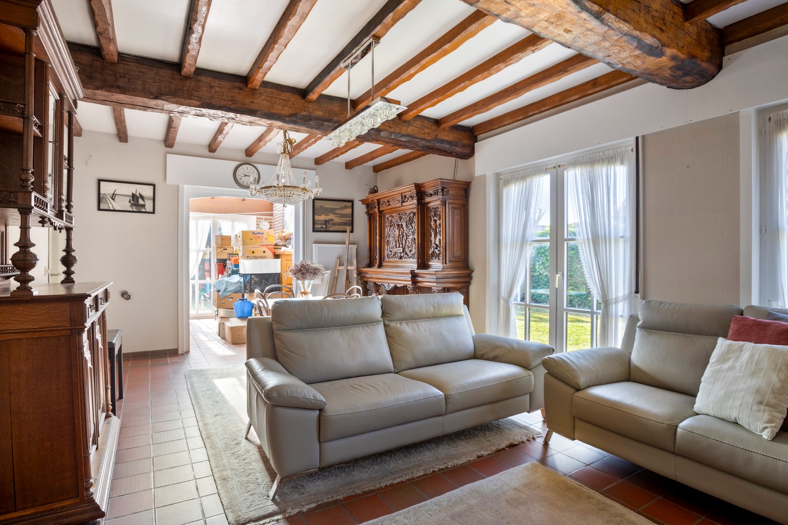 Alleenstaande woning in een doodlopende straat in een residentiële wijk! - foto 2