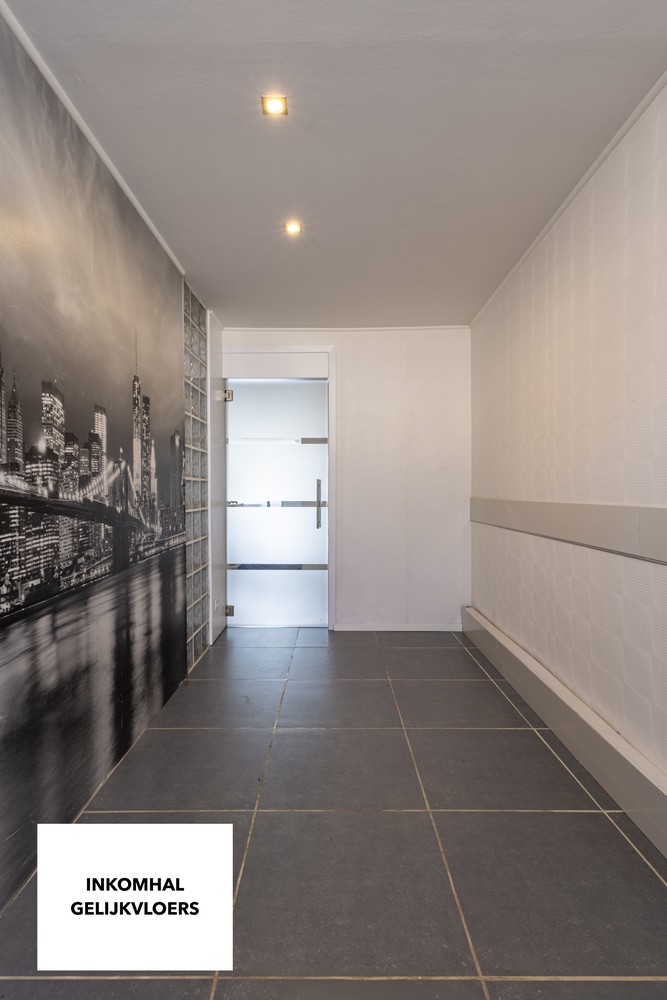 Instapklare woning met 3 SLPK's & ruime tuin op rustige locatie nabij centrum - foto 2