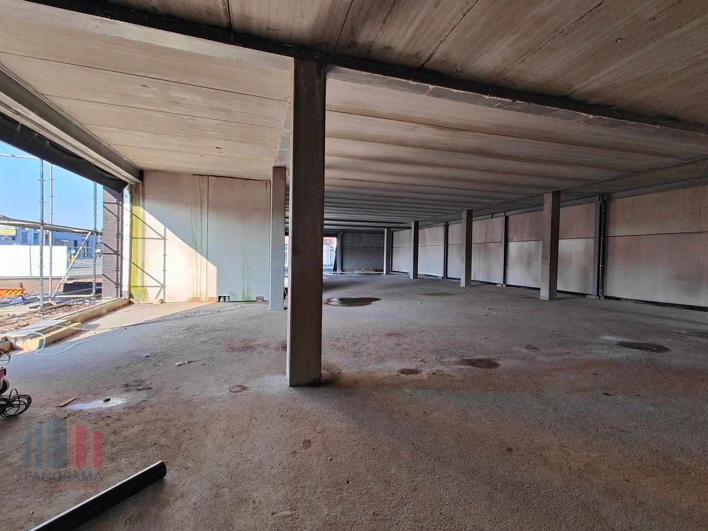 503 m² SHOWROOM/KANTOOR OP ABSOLUTE TOPLOCATIE IN ZEDELGEM - foto 5