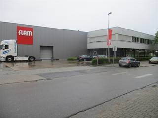 Magazijnruimten vanaf 184m² tot 3.588m² en groter te huur of te koop in gunstig gelegen polyvalente semi-industriëke site te Sint-Truiden.