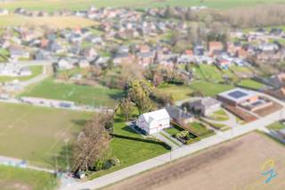 FOR SALE IN GERAARDSBERGEN<br />Looking for a beautifully located ‘building plot’ (for open construction) with a total area of 3497m2 with adjoining meadows.<br /><br />We are offering the following three plots as a single “building plot” <br />Plot 1:  A179C, building land, 1335 m² <br />Plot 2: A179B, meadow, 749 m² <br />Plot 3: A180, meadow, 1413 m²<br /><br />-  no building obligation <br />-  not located in a housing development<br />-  total length along the street is approximately 72 m <br />-  not in a flood-prone area <br /> - free of use, no lease, etc. <br />-  plots are not sold separately <br />-  850 m from Moerbeke train station with easy connections to Brussels, among other destinations <br />-  900 m from Moerbeke market square with supermarket, bakeries, etc. <br /><br />For additional information (land registry, soil certificates, VGI, VIP, building regulations), please contact Katrien: 0473.42.76.99 or via email at katrien @cornelis-goeman.be <br />The dimensions stated are for information purposes only and are not binding.