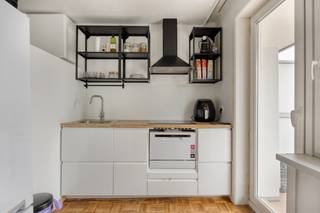 Bent u op zoek naar een slimme investering of een gezellige woonst op een centrale ligging? Dan is deze volledig gerenoveerde studio op de...