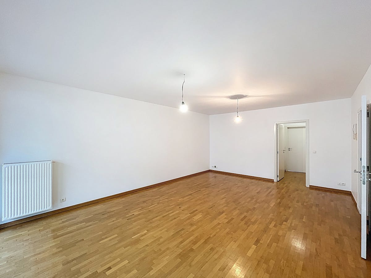 2-kamer appartement met parking te huur in het centrum - foto 5