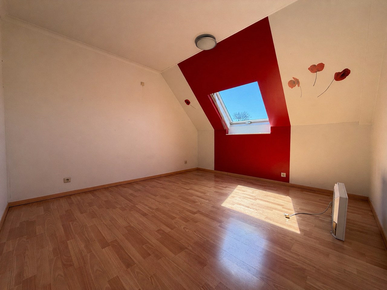 Twee- slaapkamerappartement met garage centrum Tielt. - foto 4