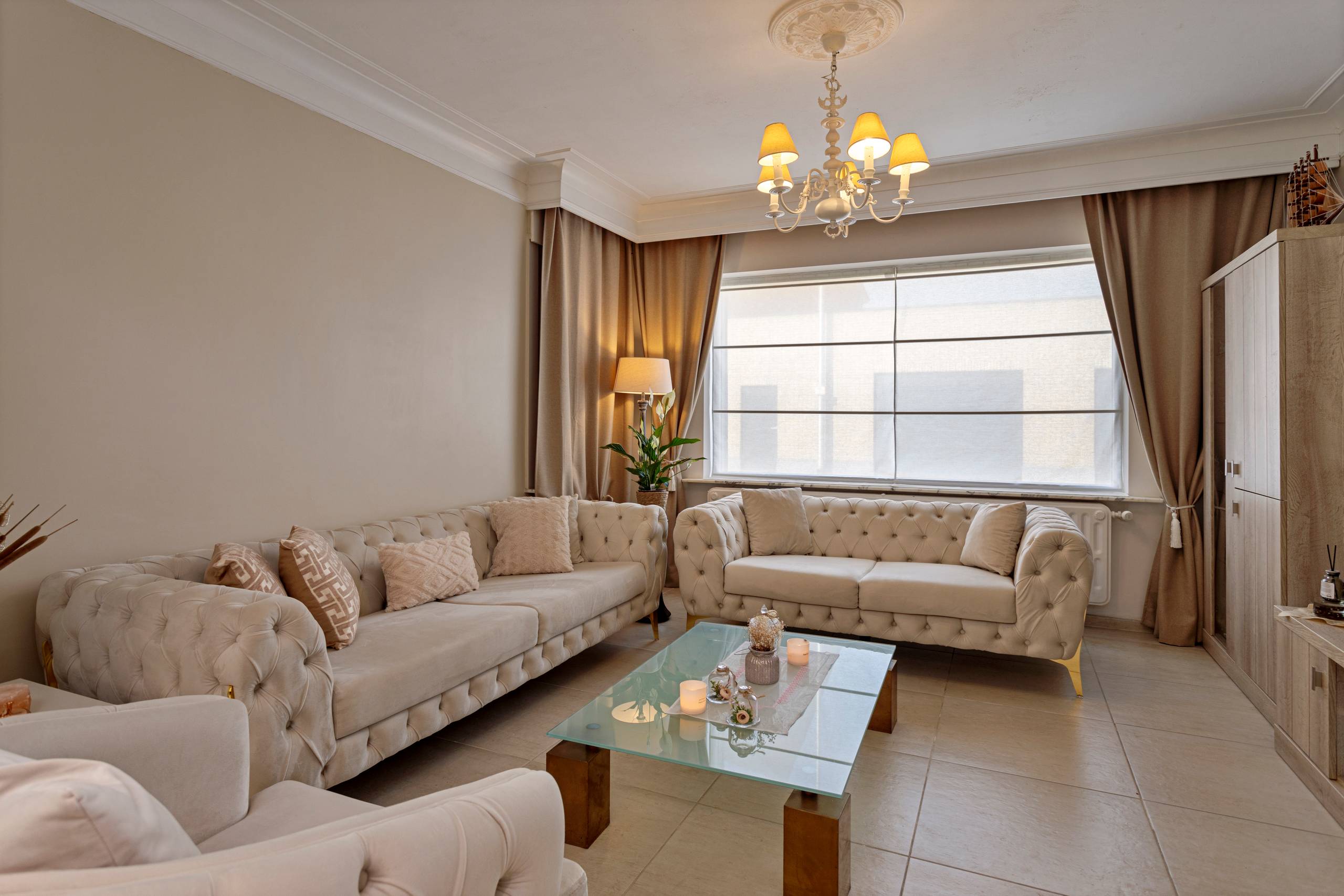 Ledegem - Gerenoveerde woning met 4 slpk en garage - foto 5