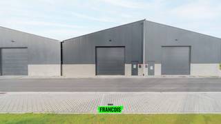 Ben je op zoek naar een slimme investering of een nieuwe uitvalsbasis voor je onderneming? Deze gloednieuwe KMO-units in Werken (Kortemark) bieden...