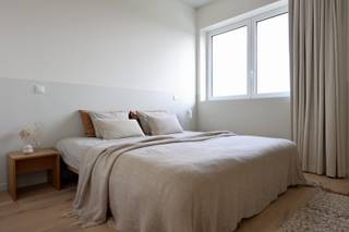 VERLAAGD IN PRIJS – van € 350.920 naar € 306.000Nu aan een verlaagde prijs! Licht, comfort en uitzicht komen samen in dit instapklare appartement...