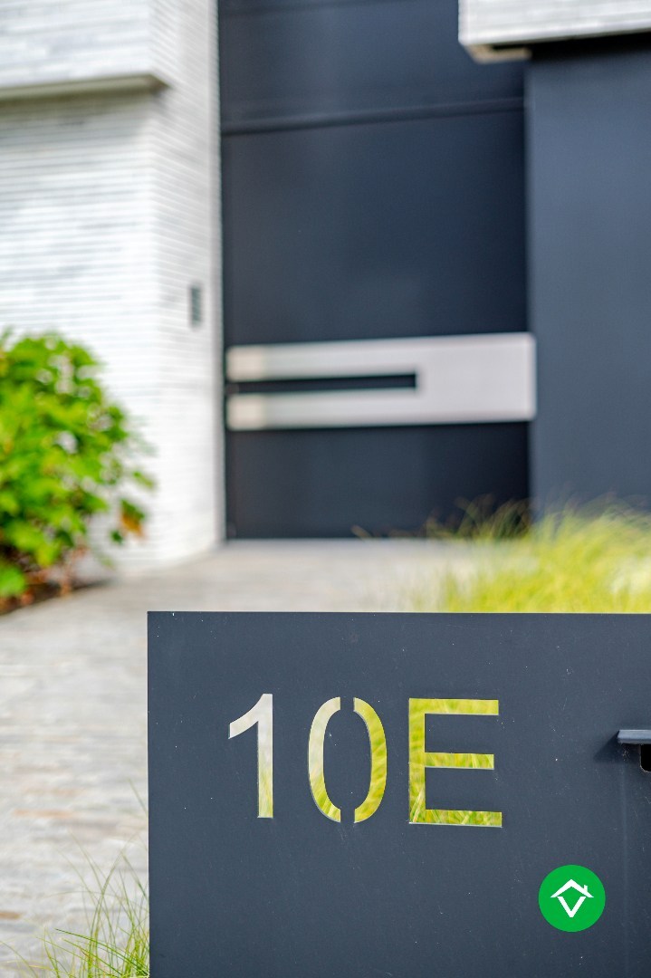 Exclusieve, moderne villa in Koekelare met zwembad, poolhouse, wellness en privécinema – ultiem wonen in luxe en stijl, met oog voor perfectie. - foto 3