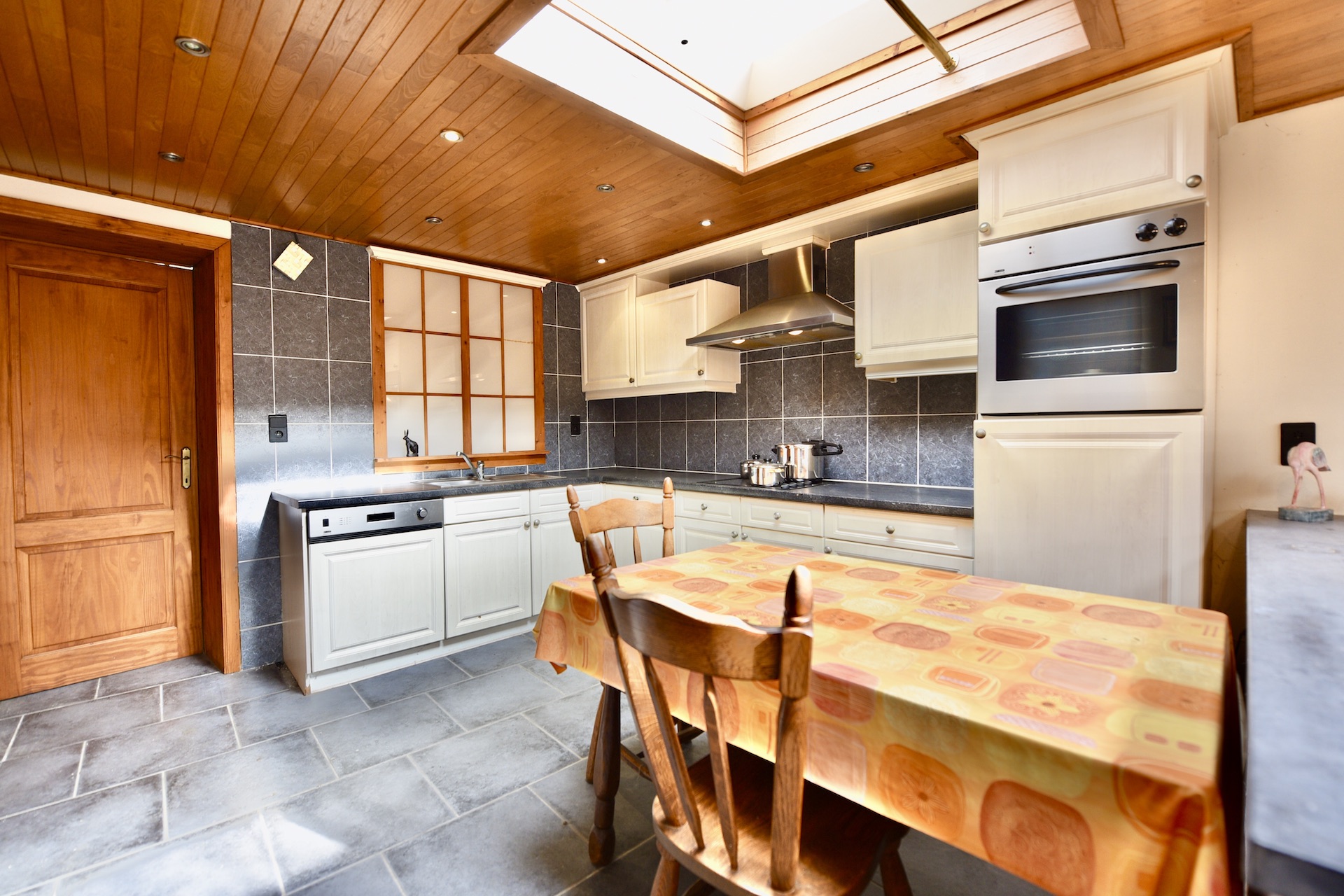 Te renoveren handelspand met woonst en 4 slpk voor 169000 EUR - foto 5