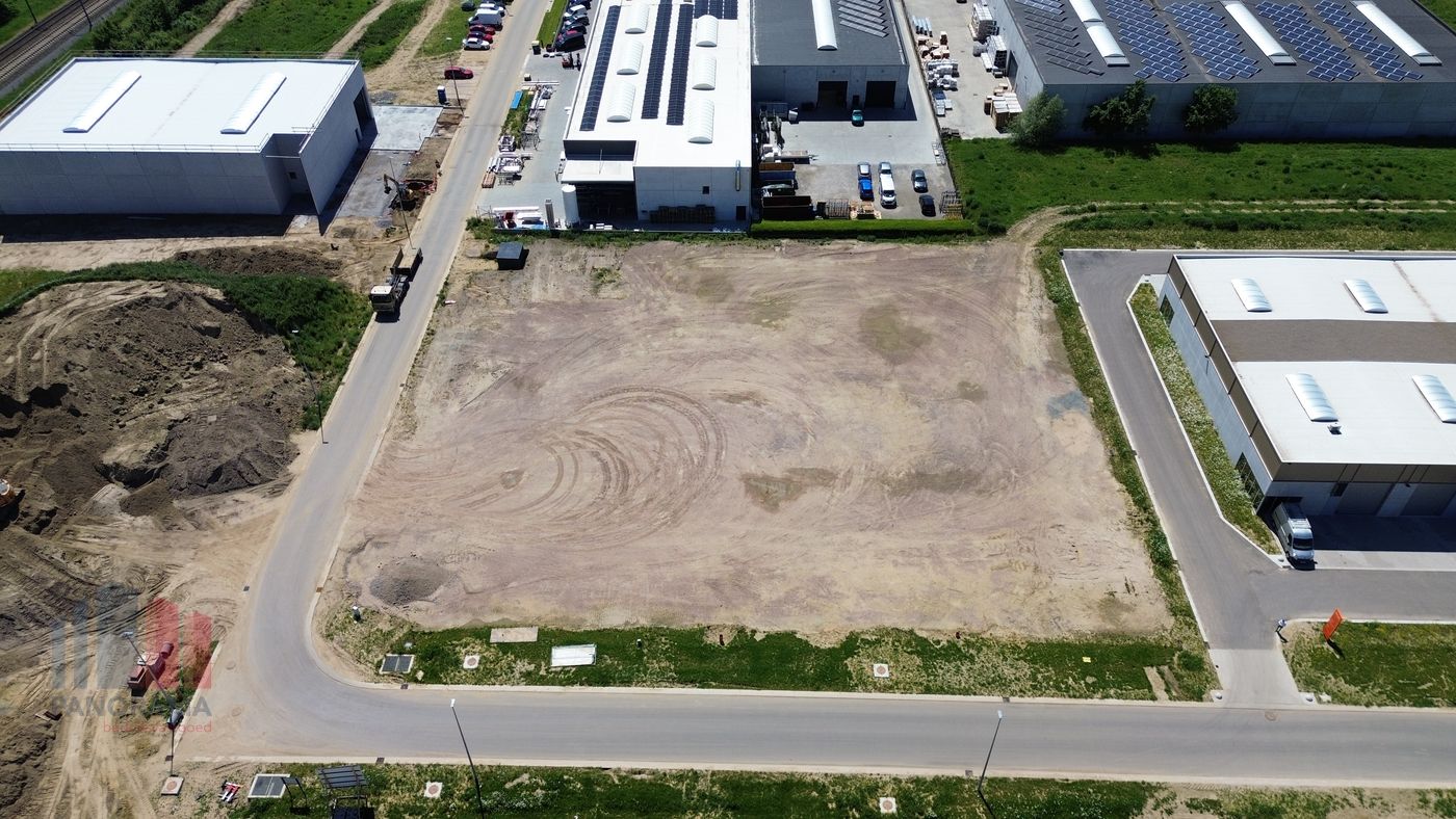 INDUSTRIEGROND VAN 2.194 m² TE KOOP - foto 5