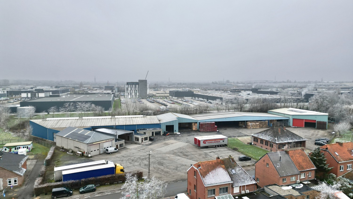 Bedrijfssite met woning te koop: Zepperenweg 103-105, Sint-Truiden - foto 2