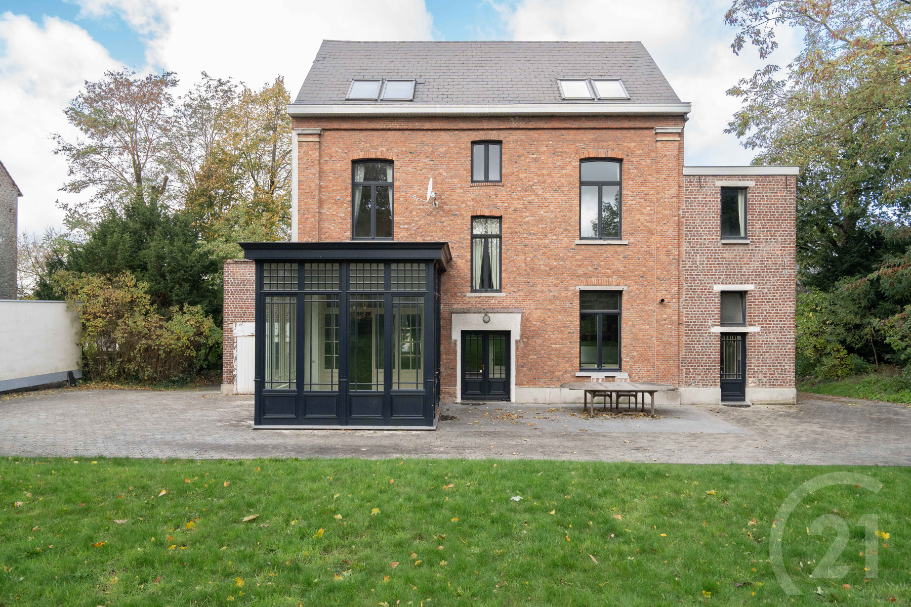 Elegante herenwoning met 6–7 slaapkamers - foto 5