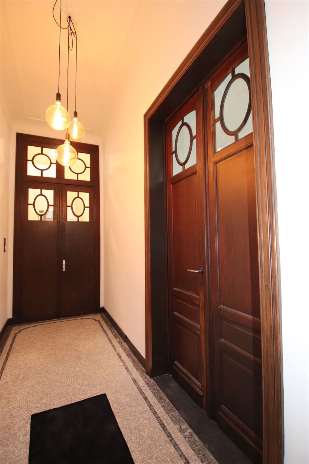 Zeer welgelegen handelsruimte met zuid-gerichte tuin en garage - photo 3