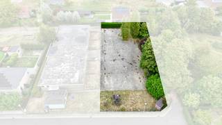 Dit stuk grond (Lot 3: 1470m²) bevindt zich aan het einde van de Ervarst Carpentierstraat te Kuurne. Mogelijkheid om een alleenstaande woning...