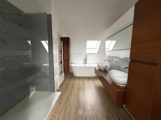 OUDENAARDE - Bent u op zoek naar een ruim appartement in centrum Oudenaarde?Dan is dit pand misschien wel iets voor u! De belangrijkste kenmerken in...