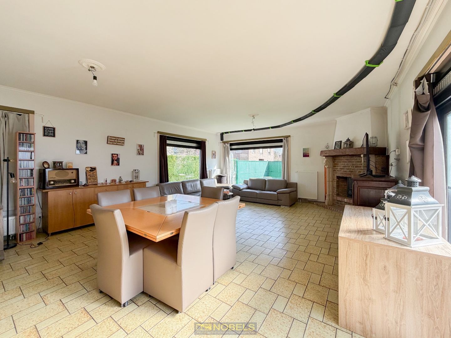 Te koop, Ruime bungalow met 3 slaapkamers op gegeerde ligging te Mariakerke! - photo 5
