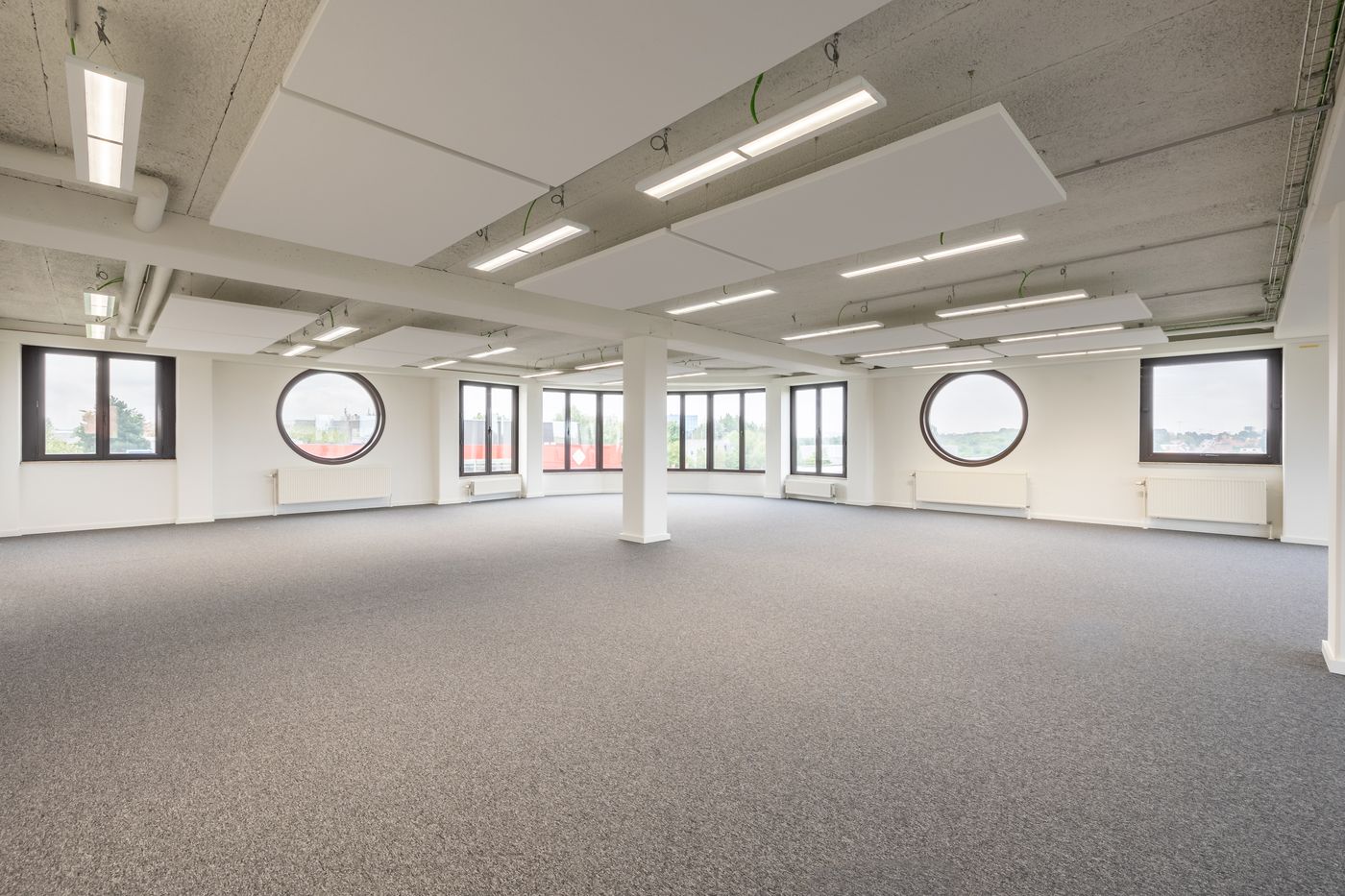 Gerenoveerde kantoren van 134 tot 341 m² op TOPLOCATIE - foto 4