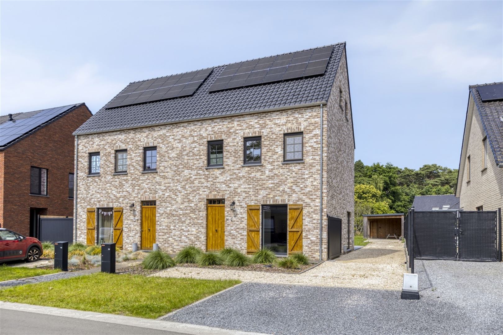 TE KOOP: Nieuwbouwwoning met 3 slaapkamers te Leopoldsburg!  - foto 1