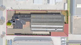 Deze eigendom op een perceel van 1.508m² bevindt zich op het industrieterrein van Oosterzele, op slechts 5 minuten van de E40 – ideaal gelegen...