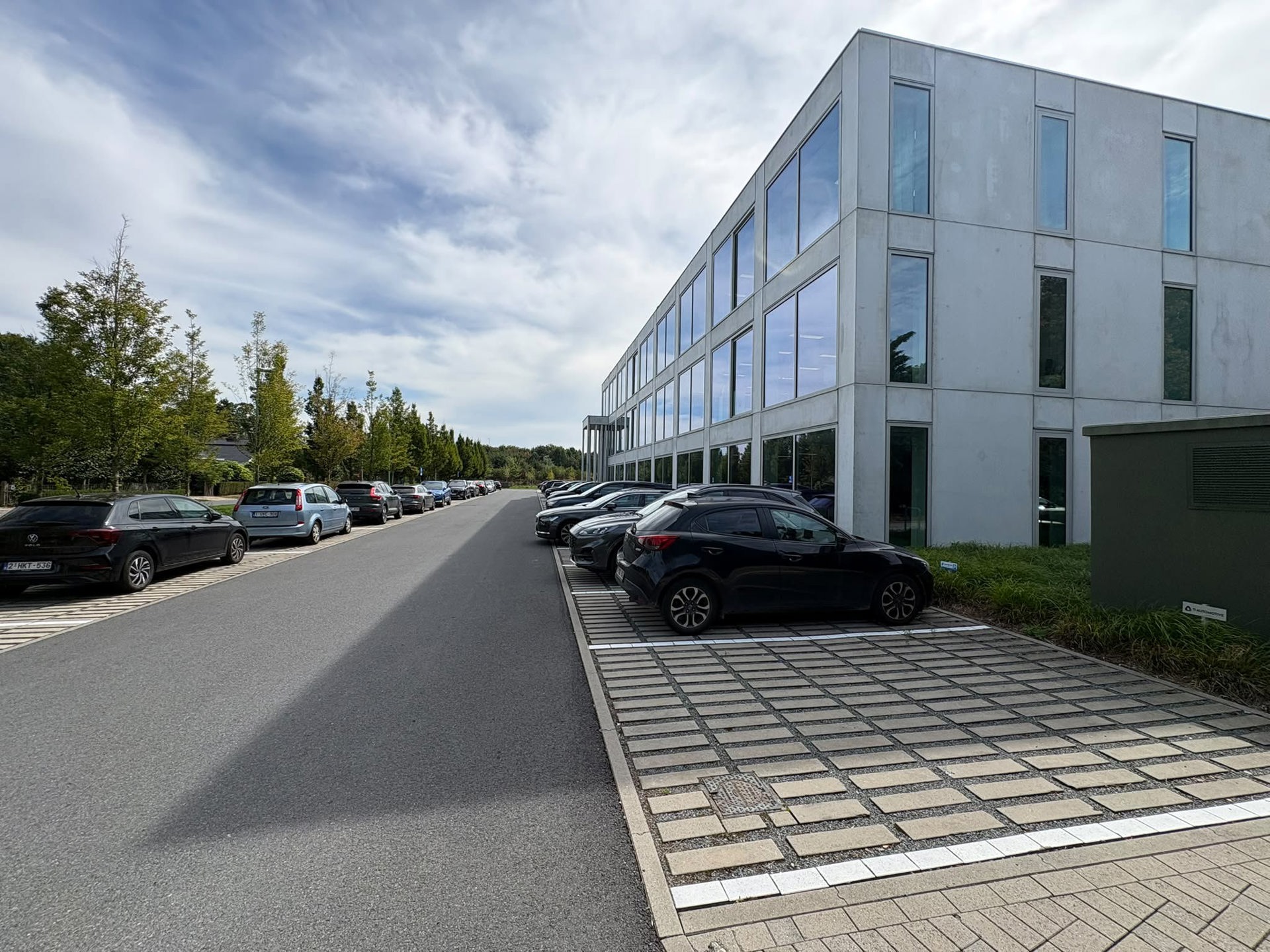 Moderne kantoorruimte 445 m² op toplocatie E17 in Lokeren - foto 4