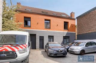 Laeken - Immeuble de rapport Square Estate vous propose cet immeuble de rapport se composant de plusieurs unités résidentielles ainsi que d'une unité...