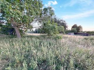 Building Plot for Semi-Detached Homes on a Spacious Lot in GeraardsbergenDiscover these beautiful building plots for two semi-detached homes, located...