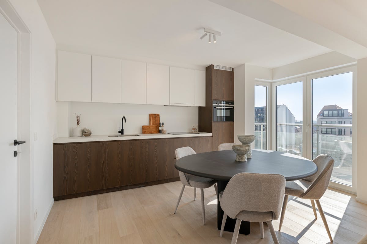 Appartement rénové de 2 chambres à vendre à Heist - photo 5