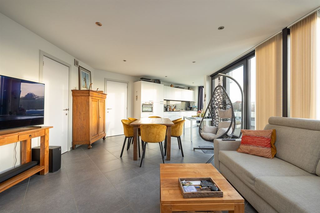 Recent en lichtrijk appartement met ruim terras! - foto 4