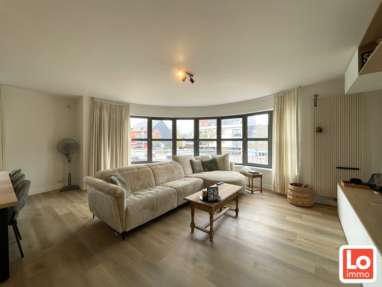 Ruim en gezellig appartement in het centrum Lochristi! - foto 5