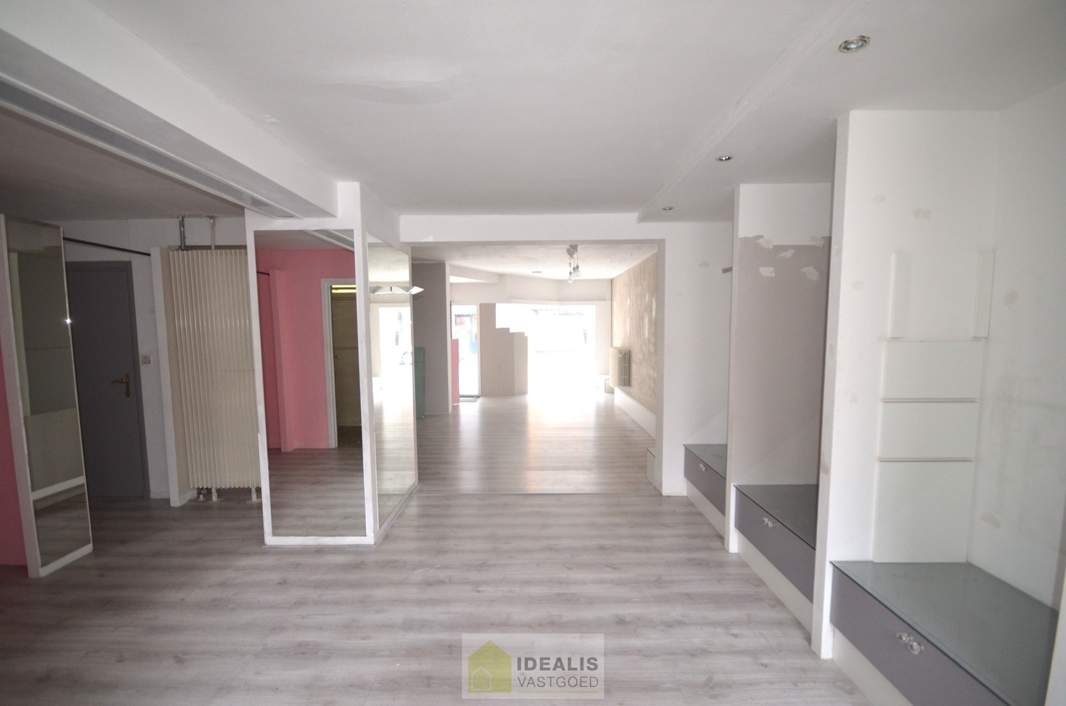 Commercial for rent in Neerpelt - photo 4