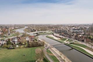 Op de 15de verdieping van de K-Tower (bouwjaar 2018) te Kortrijk bevindt zich dit fantastische appartement met een bewoonbare oppervlakte van 307 m²...