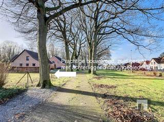 Ontdek dit prachtige bouwperceel in het charmante Tessenderlo, ideaal voor wie op zoek is naar een unieke locatie om hun droomwoning te...