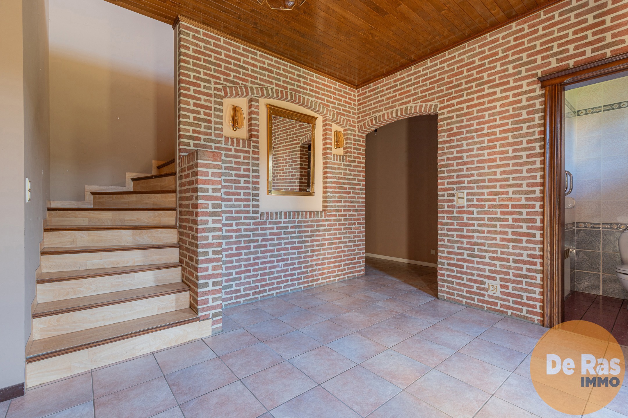 ERPE-MERE - Ruime villa met potentieel in rustige straat - foto 2