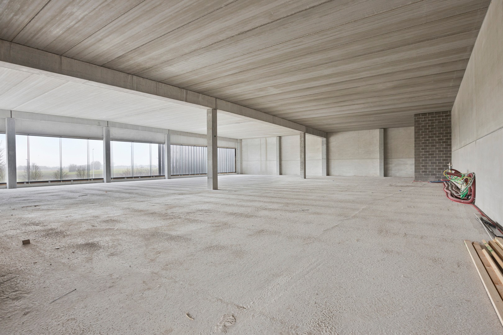 Spacieuze kantoorruimte met prachtige verzichten te huur op een zichtlocatie aan de rand van het bruisende Veurne - foto 5