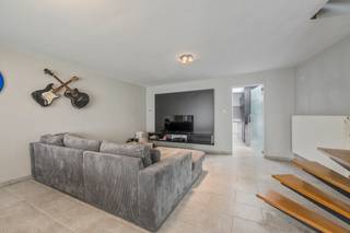 Op zoek naar een uitstekend gelegen woning met garage in Beveren? Stop met zoeken, dit is je kans.Deze instapklare woning ligt op een toplocatie...