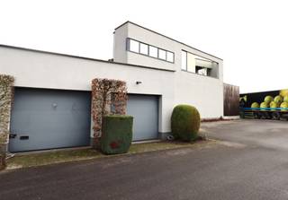 Gunstig gelegen in Breendonk Puurs, biedt deze prachtige en lichtrijke loft een ware beleving van industrieel loftleven. Met een ruime gevelbreedte...