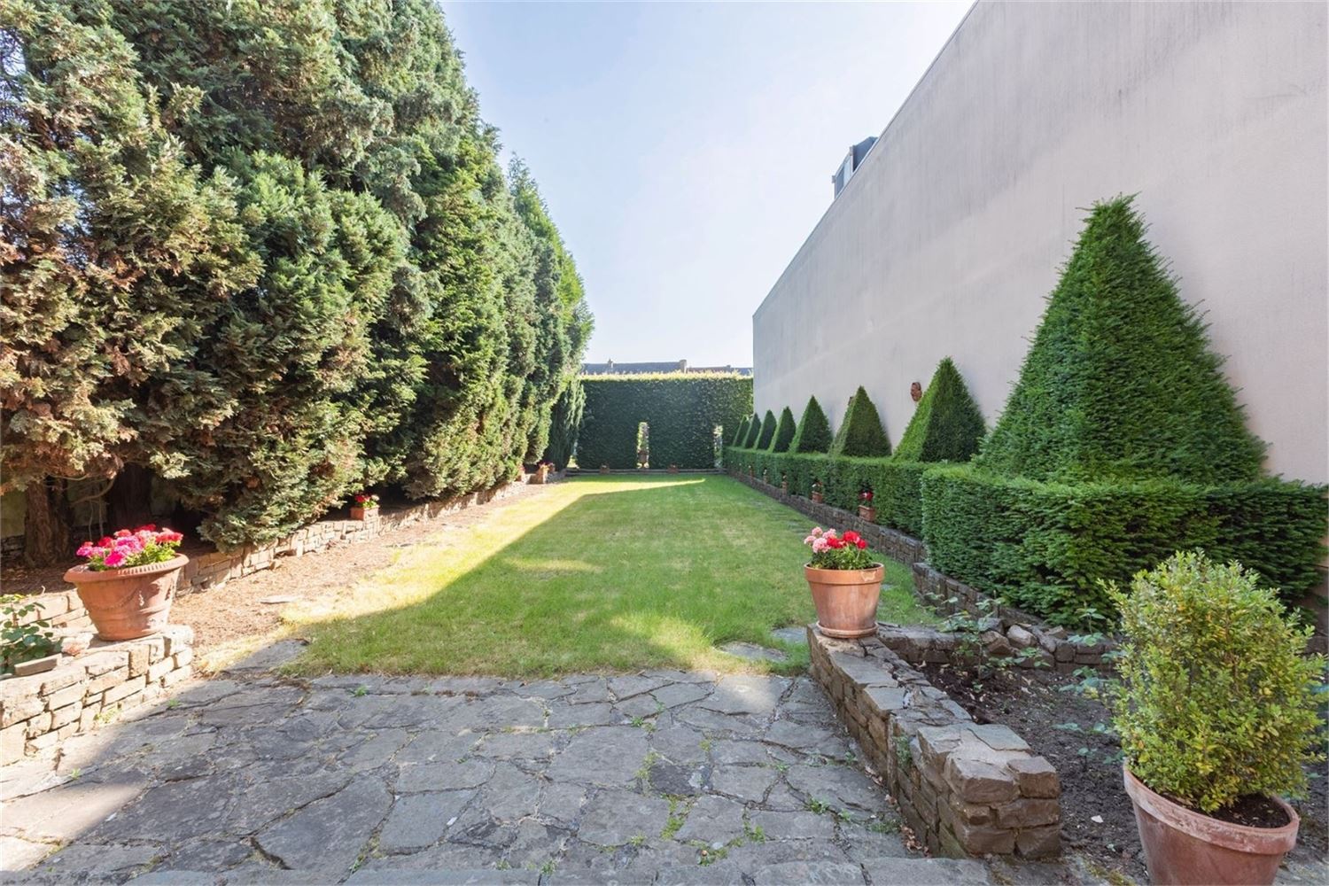 UNIEKE WONING NABIJ STADSPARK MET RUIME TUIN, GARAGE & GROOT POTENTIEEL - foto 4