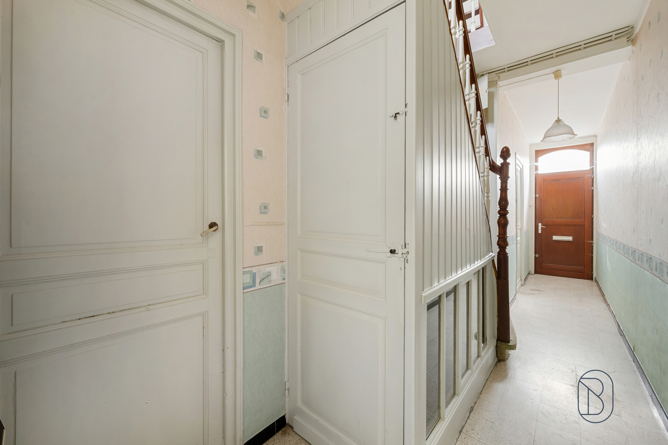 Leuke te renoveren woning met potentieel!  - foto 5