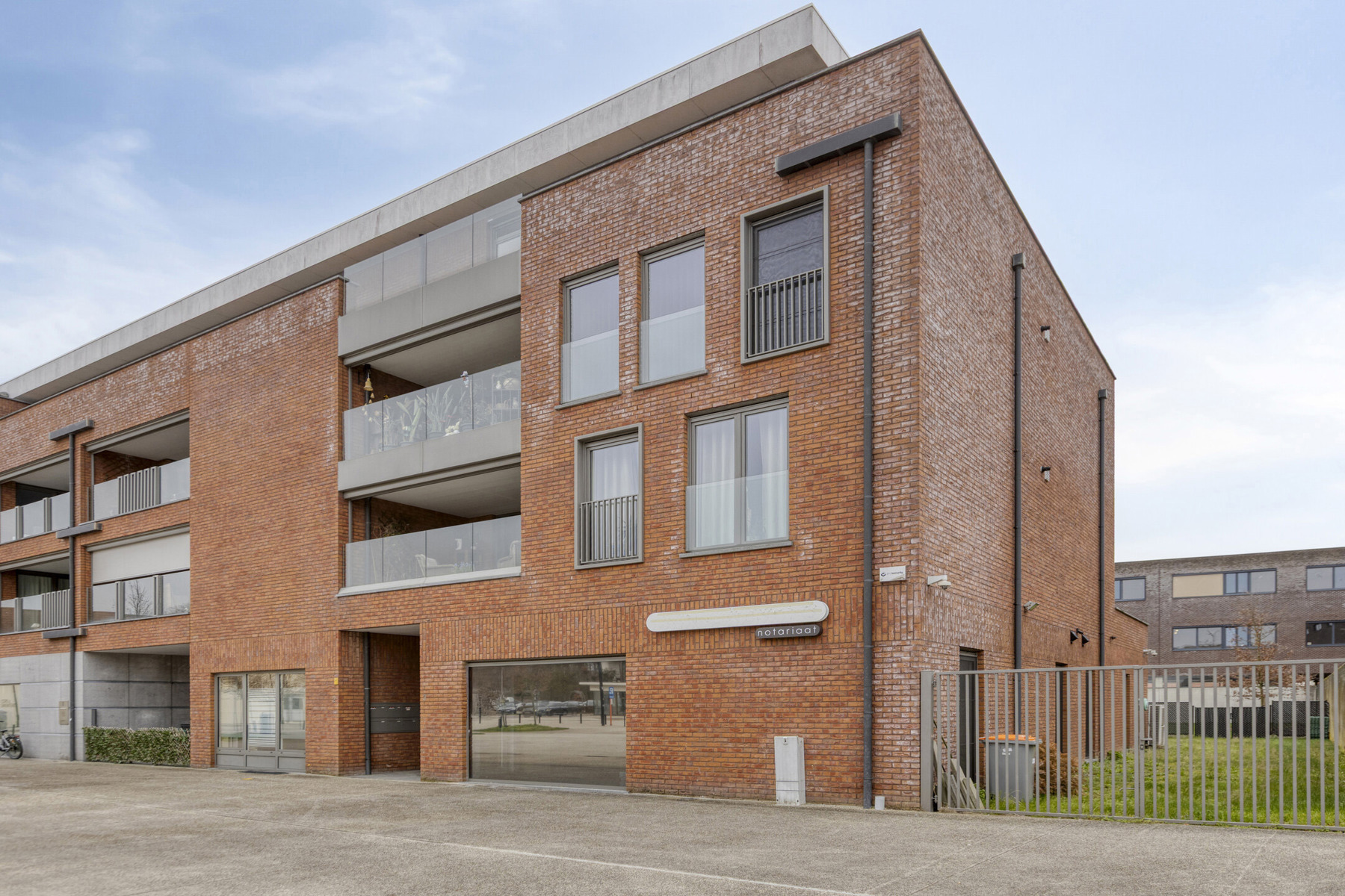 Gelijkvloers handelspand met hoogwaardige afwerking - foto 3