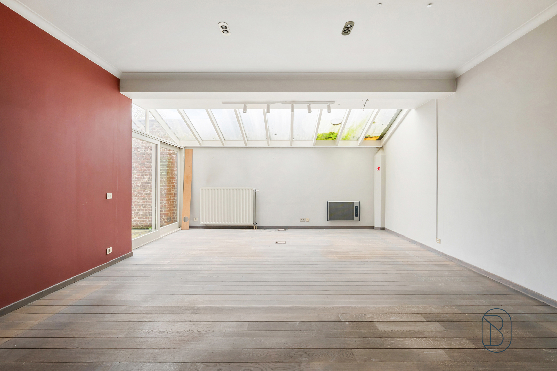 Topgelegen mogelijks groot appartement met veel potentieel!  - foto 5