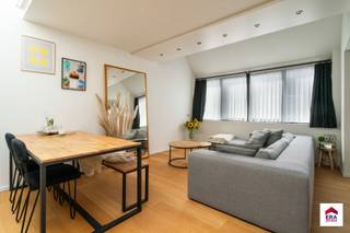 Dit karaktervol en volledig gerenoveerd appartement (2020) combineert charme met hedendaags comfort. Ligging: Dit appartement is gelegen op een mooie...