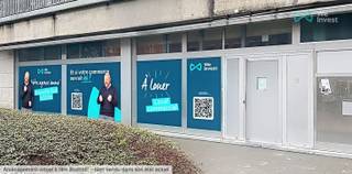 Gelegen in het hart van het Keymplein, het bruisende centrum van Watermael-Boitsfort, biedt dit uitzonderlijke handelspand ±200 m² met een...