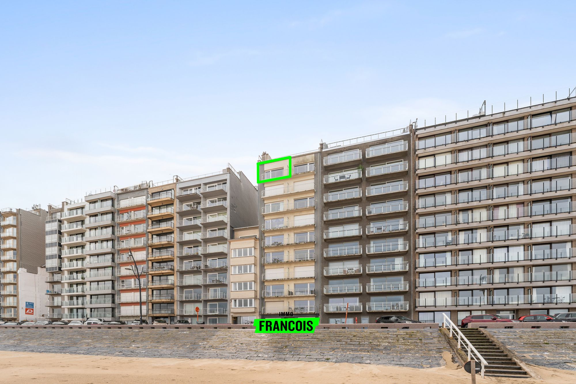 Magnifiek appartement met twee slaapkamers op de Zeedijk te Blankenberge - foto 2