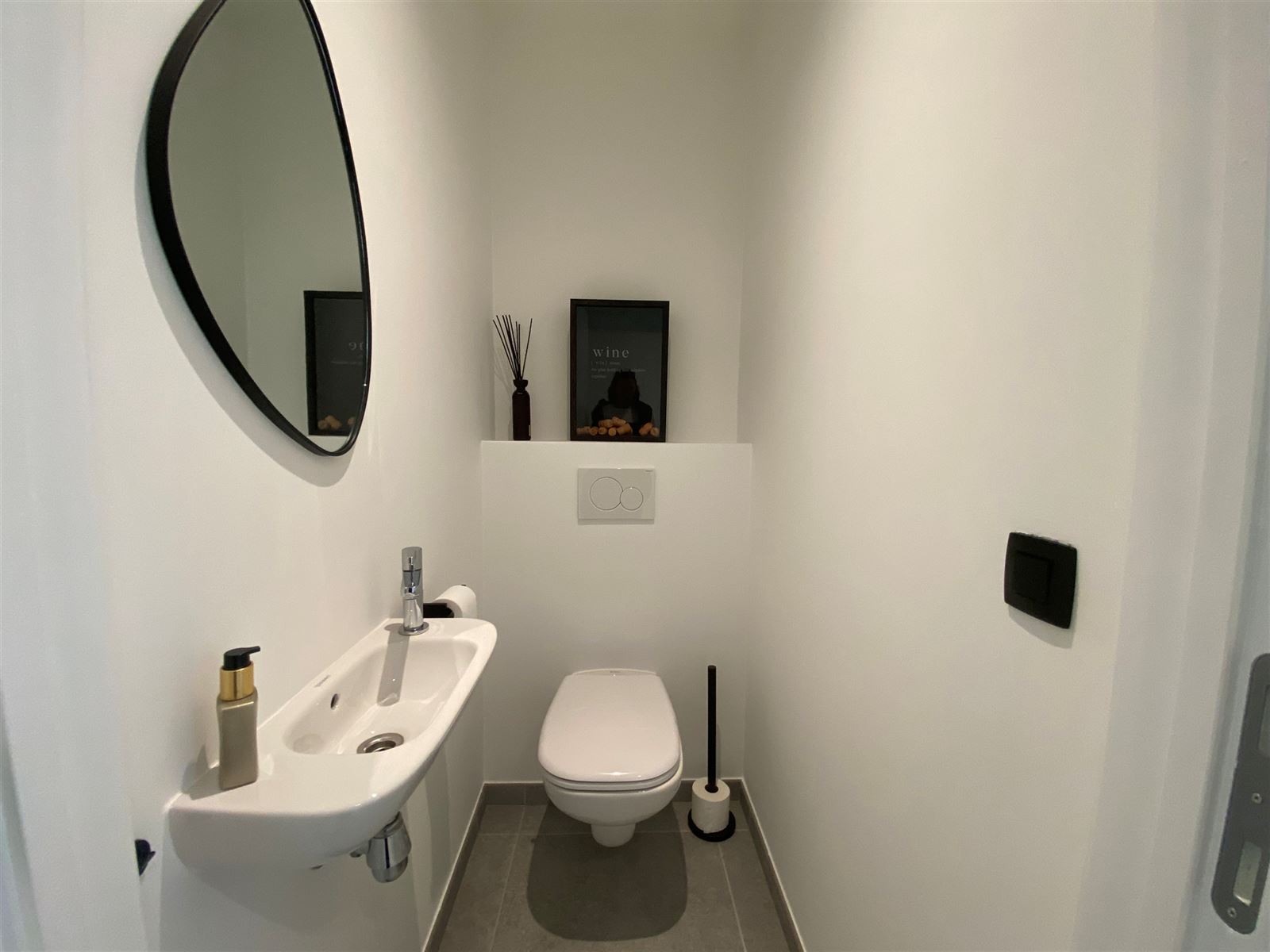 Stijlvol duplex appartement met autostaanplaats - foto 3