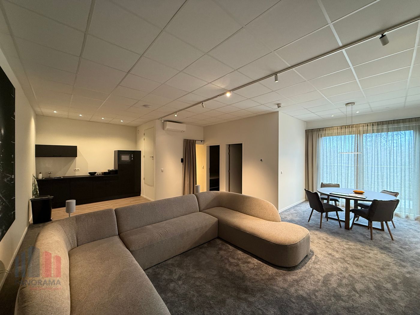 221 m² KMO-unit met appartement/kantoor vlakbij de E34 &amp; R4 - foto 4