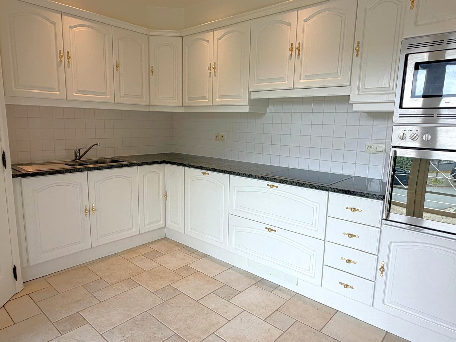Apartment for sale in Kalmthout with 2 bedrooms - photo 3