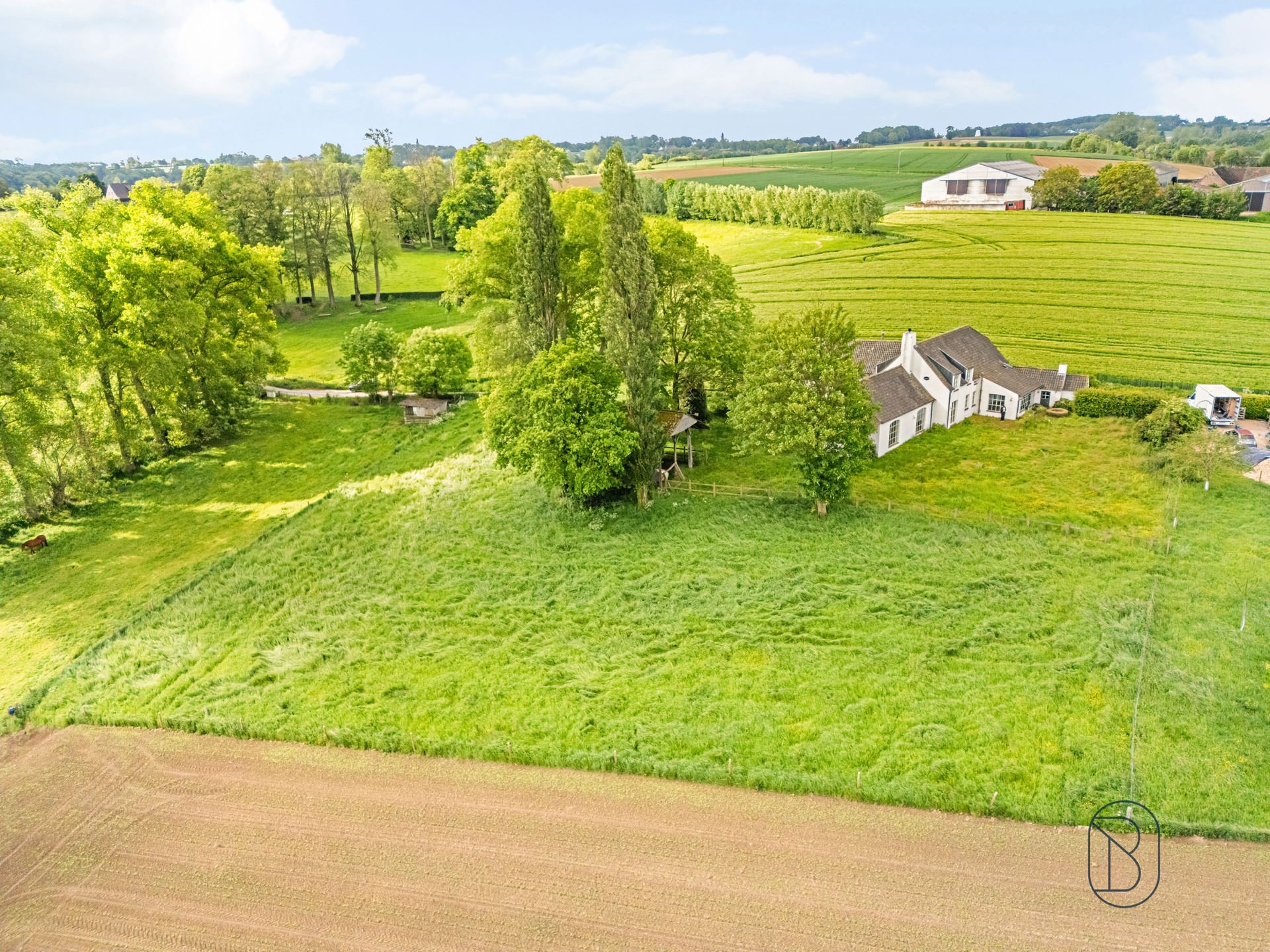 Charmant landhuis op 5.500m² met uniek zicht! - foto 5