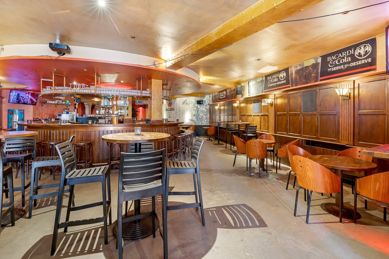 Handelsgelijkvloers op centrale locatie te Putte - foto 4