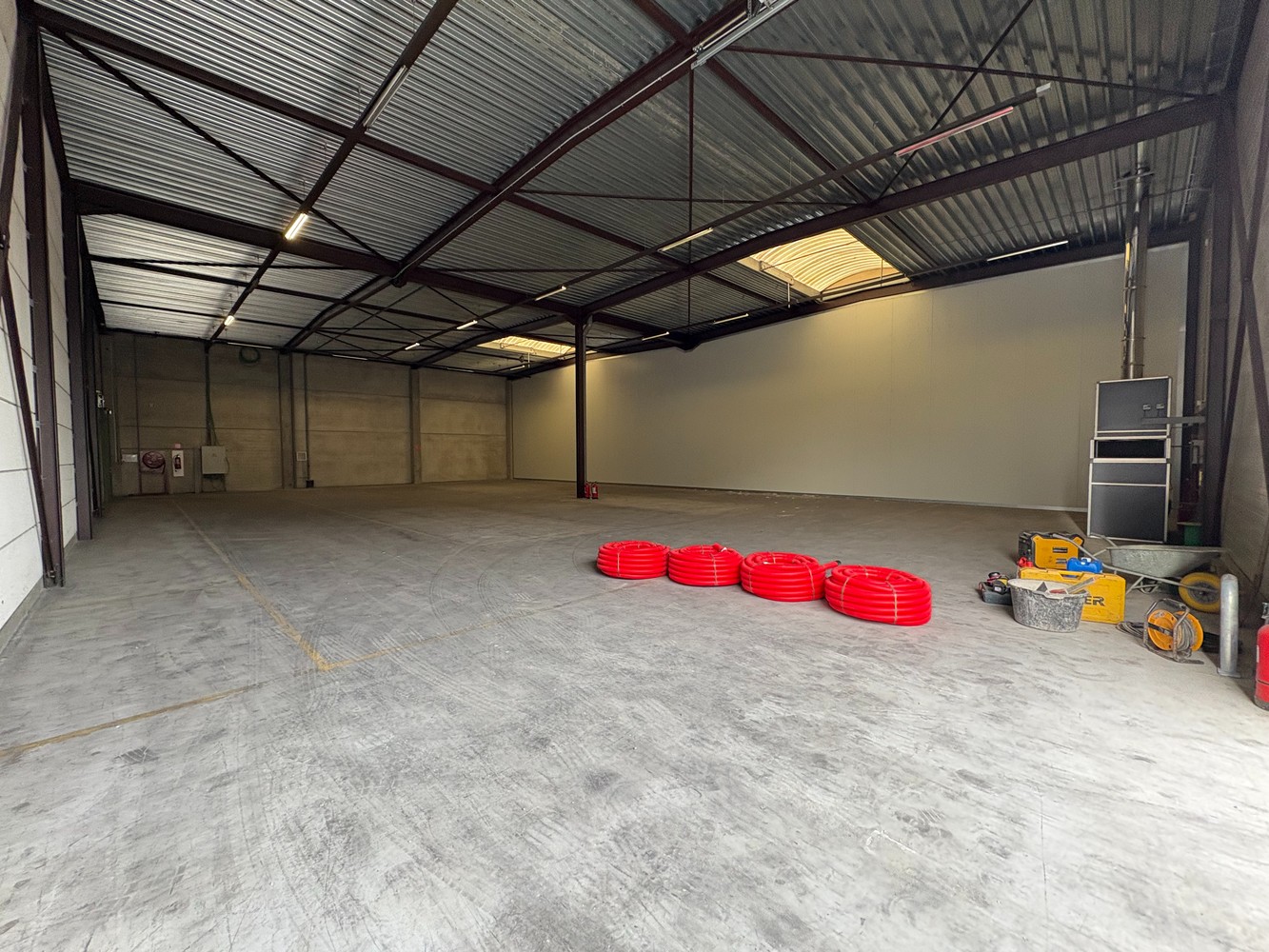 Bedrijfshal te huur van 542 m² - foto 3