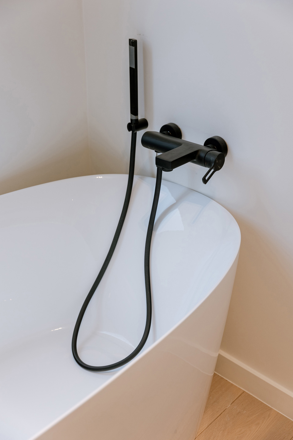 Gerenoveerde woning met vier slaapkamers en stadstuin - foto 5